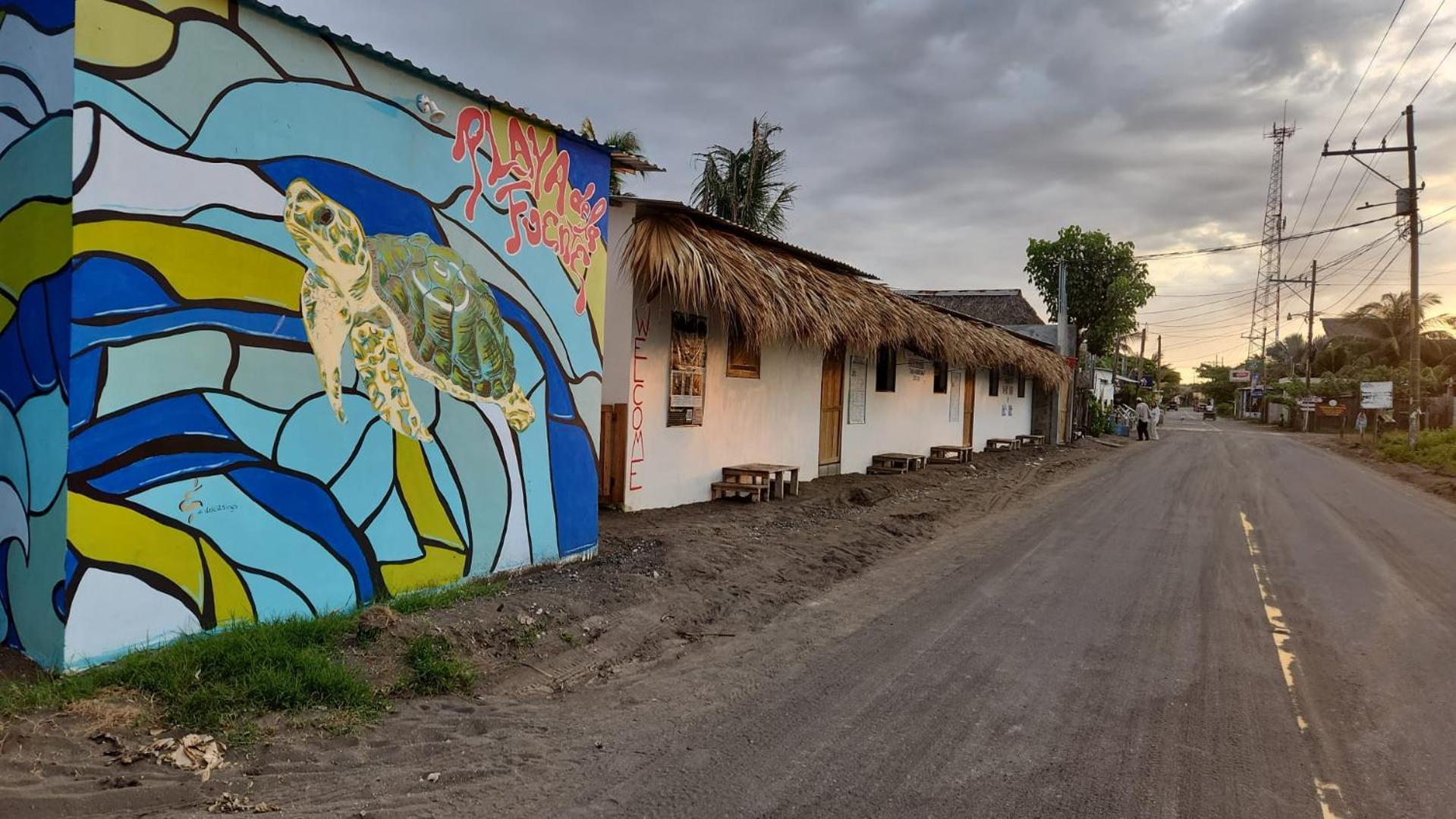 Playa De La Fuente Hostel El Paredon Exterior photo